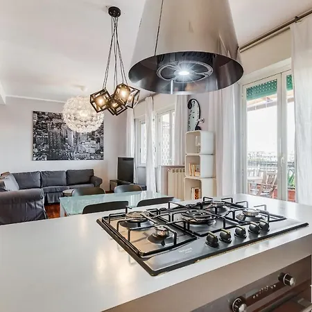 Apartment Bmga L Penthouse With Terrace And 3bdr In San Giovanni