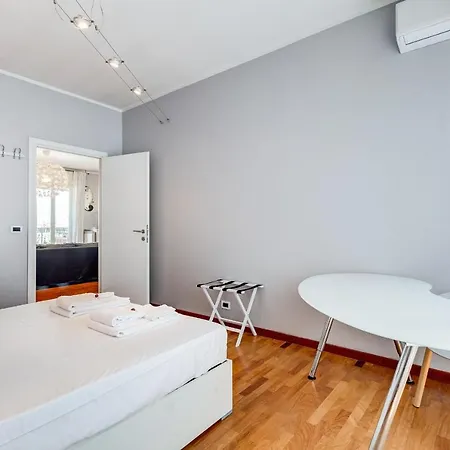 Bmga L Penthouse With Terrace And 3bdr In San Giovanni Apartment