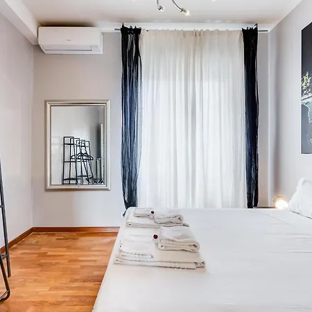 Bmga L Penthouse With Terrace And 3bdr In San Giovanni Apartment