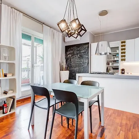 Bmga L Penthouse With Terrace And 3bdr In San Giovanni * Rome
